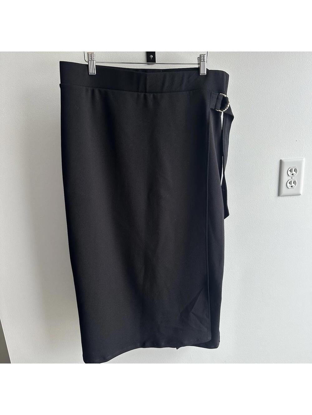 H&M Skirt Black Knee Length Women’s Size XL NWT